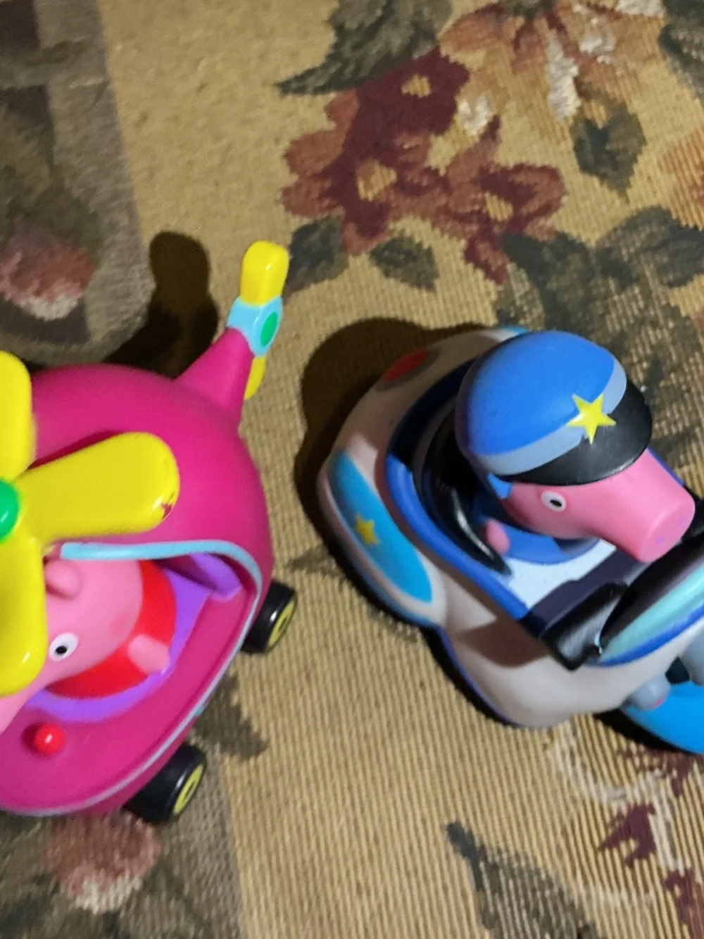 Peppa Pig Jazwares 2 Car Racers Police Train toy Figures george pig